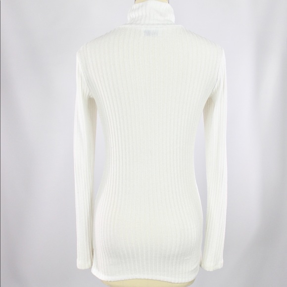 Aritzia WILFRED FREE Buswell Ribbed Mock Neck Top - Picture 6 of 9